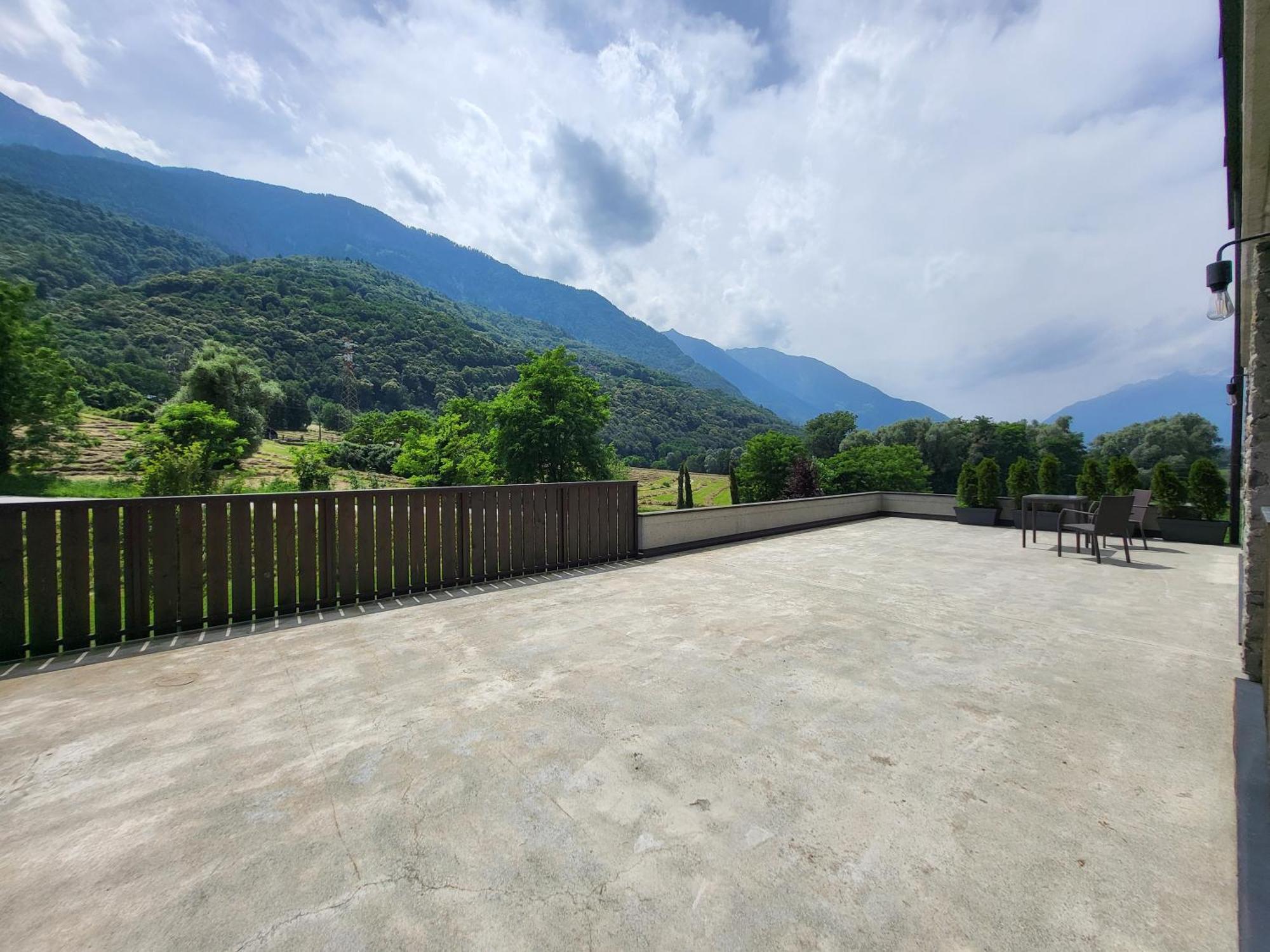 Agriturismo B&B Caffe E Vino ซอนดริโอ ภายนอก รูปภาพ