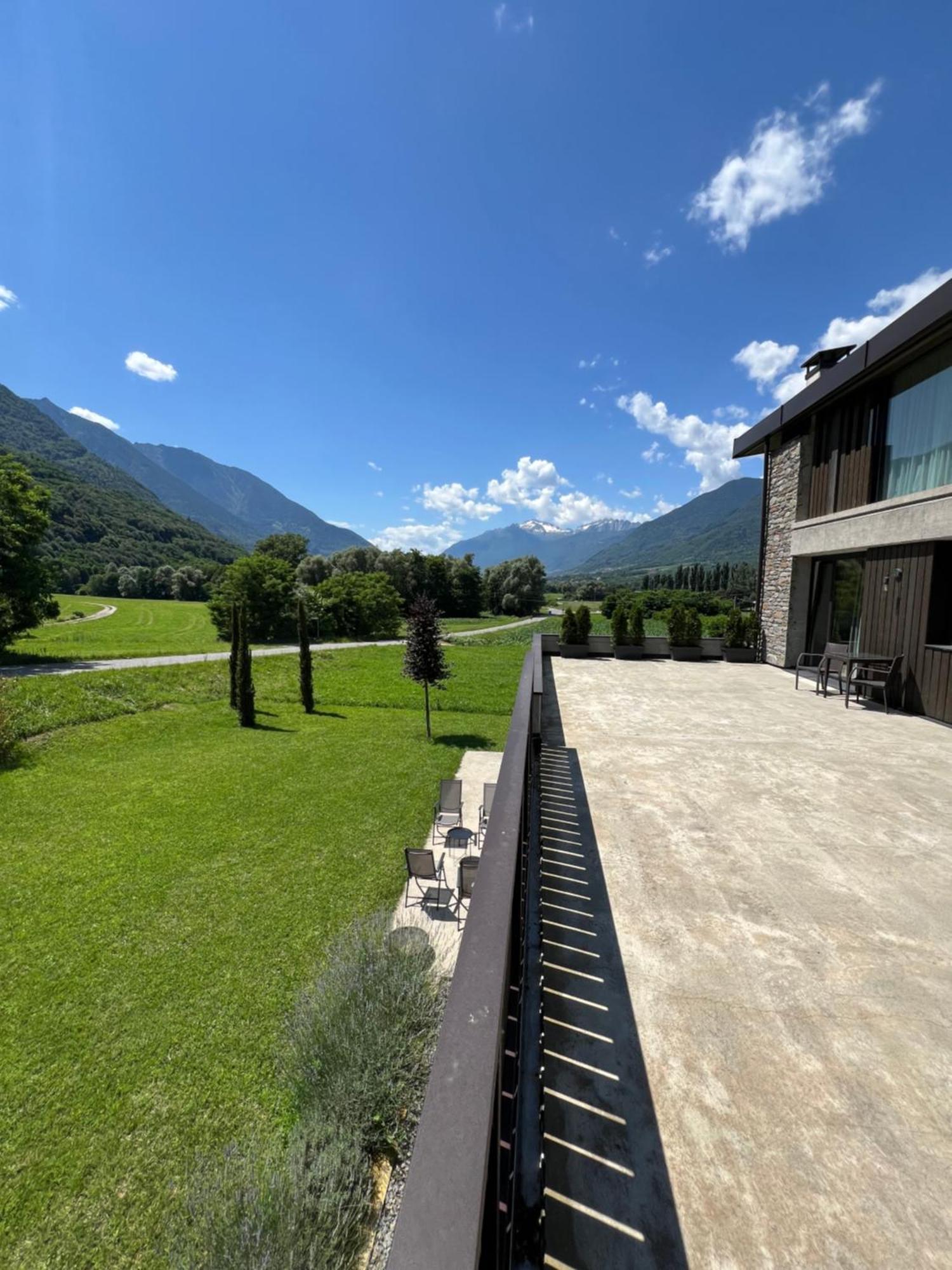 Agriturismo B&B Caffe E Vino ซอนดริโอ ภายนอก รูปภาพ