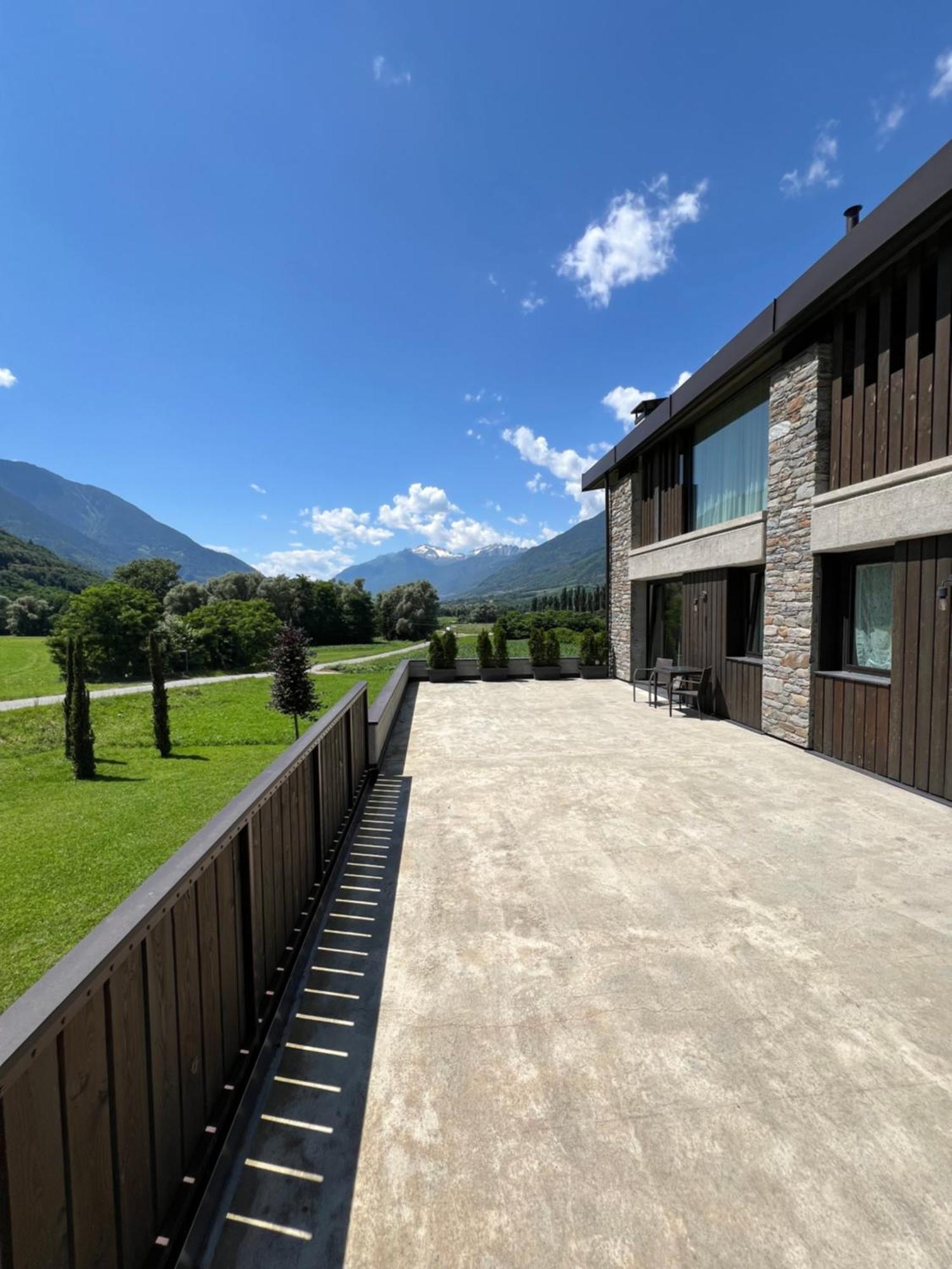 Agriturismo B&B Caffe E Vino ซอนดริโอ ภายนอก รูปภาพ